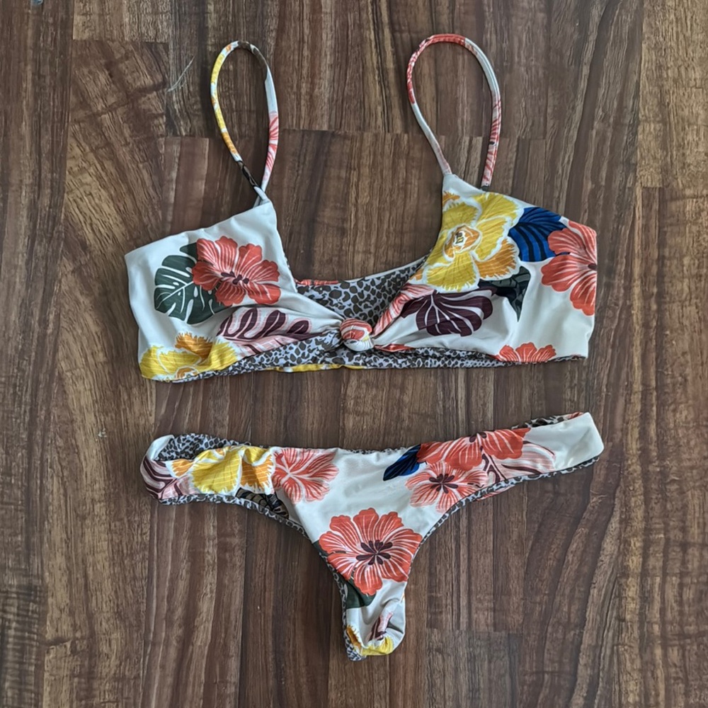 Acacia Swimwear retro aloha bikini